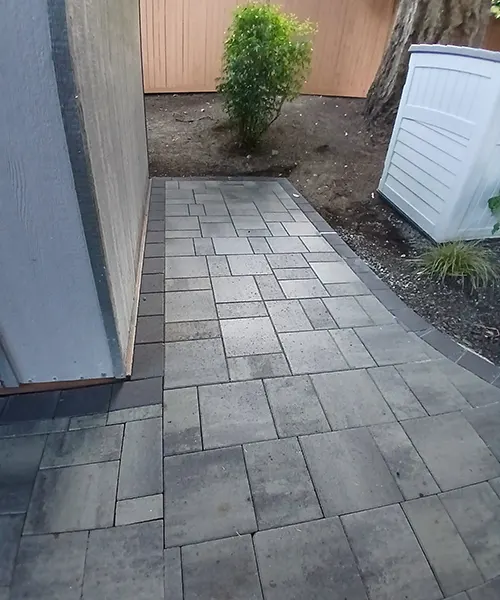 Custom Curved Paver Walkway Installation in Bellevue 
